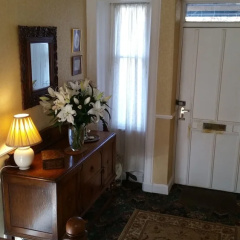 Woodburn House thumbnail 2