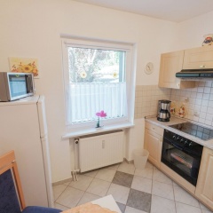 Beautiful Apartment With Romantic Garden and Cosy Terrace - Bild 14