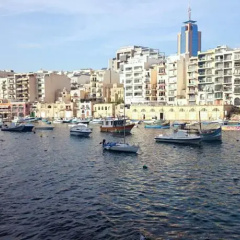 Spinola Seafront Apartment thumbnail 4