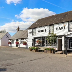White Hart Stables thumbnail 14