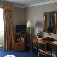 Red Lion Hotel thumbnail 12