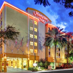 Отель Hampton Inn Miami-Coconut Grove/Coral Gables США, Майами - отзывы, цены и фото номеров - забронировать отель Hampton Inn Miami-Coconut Grove/Coral Gables онлайн вид на фасад