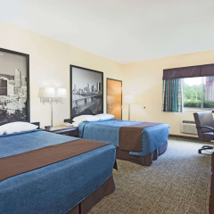 Super 8 by Wyndham Grove City thumbnail 5