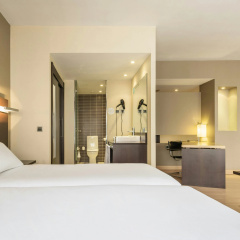 Hotel ILUNION Suites Madrid - Bild 7