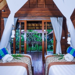 Karang Mas Villa by WizZeLa - Bild 9