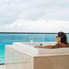 Me Cancun Hotel - Bild 6