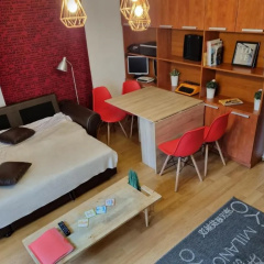 Sunny Old Town Apartments thumbnail 2