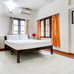 Shirleys Beach Hotel thumbnail 28