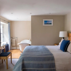 South Sands Hotel thumbnail 2