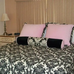 Pelican Landing Holiday Home thumbnail 3