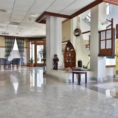 Gillieru Harbour Hotel thumbnail 2