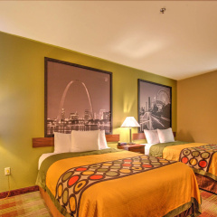 Super 8 by Wyndham Waterloo thumbnail 5