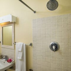 Апартаменты Ground Floor Apartment Located in Hometown, 5 min Walk to the Beach Барбадос, Хоултаун - отзывы, цены и фото номеров - забронировать отель Ground Floor Apartment Located in Hometown, 5 min Walk to the Beach онлайн фото 5