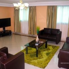 Residence Le Carat in Douala, Cameroon from 63$, photos, reviews - zenhotels.com guestroom photo 2