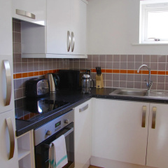 Lux Living Apartments - Marino Place thumbnail 21