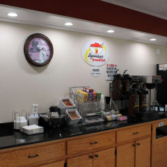 Super 8 by Wyndham Dothan thumbnail 15