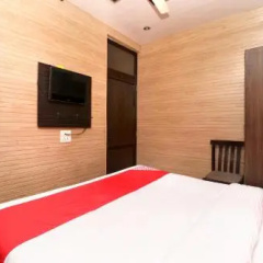 OYO 28162 Hotel Prince photo 2