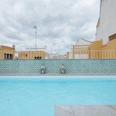 Sevilla Alquila Suites Plaza del Salvador con piscina climatizada - Bild 11