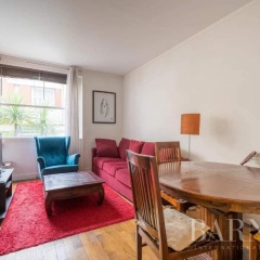 Neuilly-Sur-Seine F2 En Rez de Chaussee (Adults Only) - Bild 8