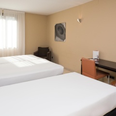 Hotel ILUNION Almirante - Bild 12