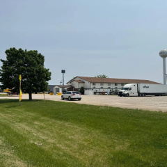 Super 8 by Wyndham Mendota I-39 thumbnail 14