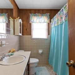 Yellow Bird 2 Bedroom Home by RedAwning thumbnail 9