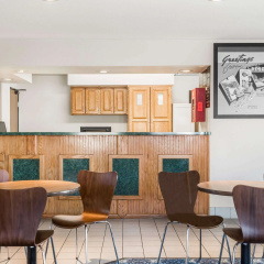 Americas Best Value Inn Sparks thumbnail 2