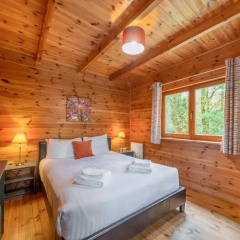 Woodland Park Lodges thumbnail 5