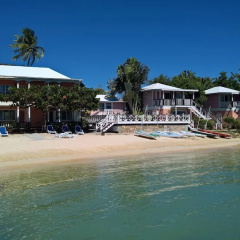The Catamaran thumbnail 18