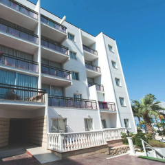 Marlita Beach Hotel Apartments thumbnail 1