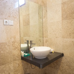 Lovina Beach Club And Resort - Bild 8