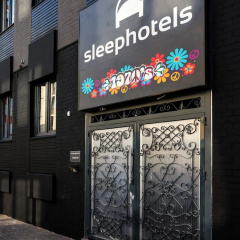 Sleephotels 1970's - Bild 1