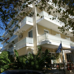 International Hotel thumbnail 13