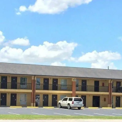 Executive Inn thumbnail 15