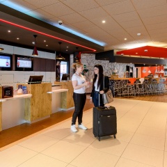 ibis Zurich City West - Bild 18