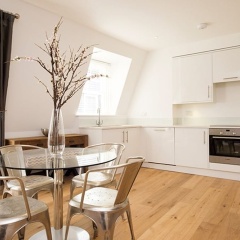 Urban Stay Lovat Lane Apartments - Bild 18