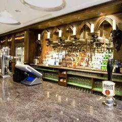 The Royal Hop Pole thumbnail 9