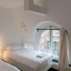 Dutch Rembrandt Apartments thumbnail 5