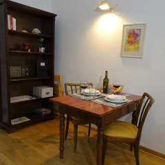 Charming, central, spacious apartment - Bild 17