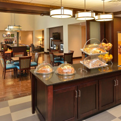 Hampton Inn & Suites Harvey/New Orleans West Bank thumbnail 10
