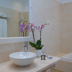 Margie Mykonos Hotel thumbnail 7