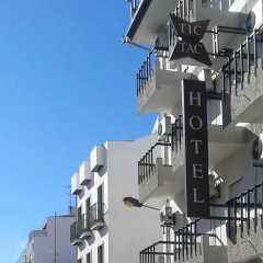 Hotel Tic Tac