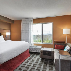 TownePlace Suites by Marriott Fort McMurray thumbnail 32