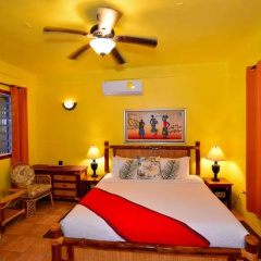 Palm Cove Cabins at Coconut Row thumbnail 3