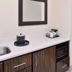 Hampton Inn & Suites Bend thumbnail 27