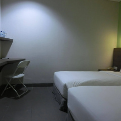 IZI Hotel thumbnail 3