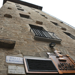 Donati Luxury Tower Suites - Bild 1