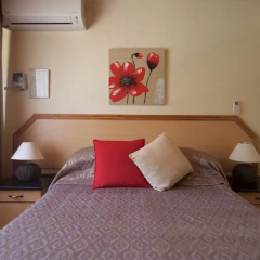 Flamingo Holiday Apartments thumbnail 6