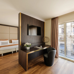 The Square Hotel thumbnail 25