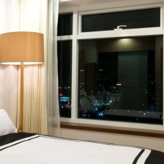 Circle Condominium thumbnail 4